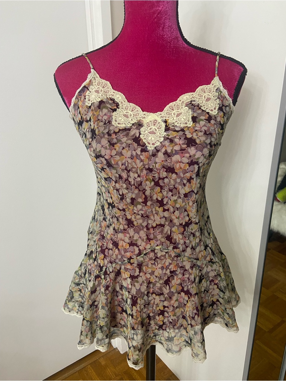 Christian Dior lace trim floral tank top blouse small